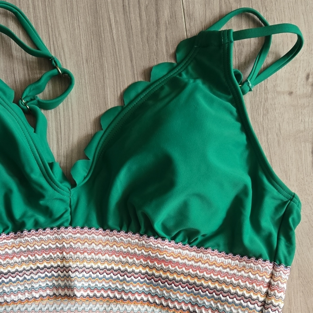 Green and White Two-Piece Swimsuit - Picture 2 of 3